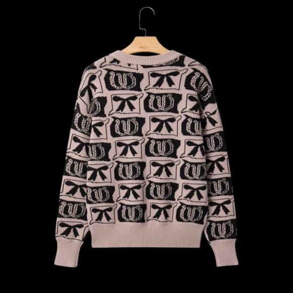Bow & Horseshoe Western Knit Sweater: The Ultimate Casual & Cozy Look - Picture 6 of 7
